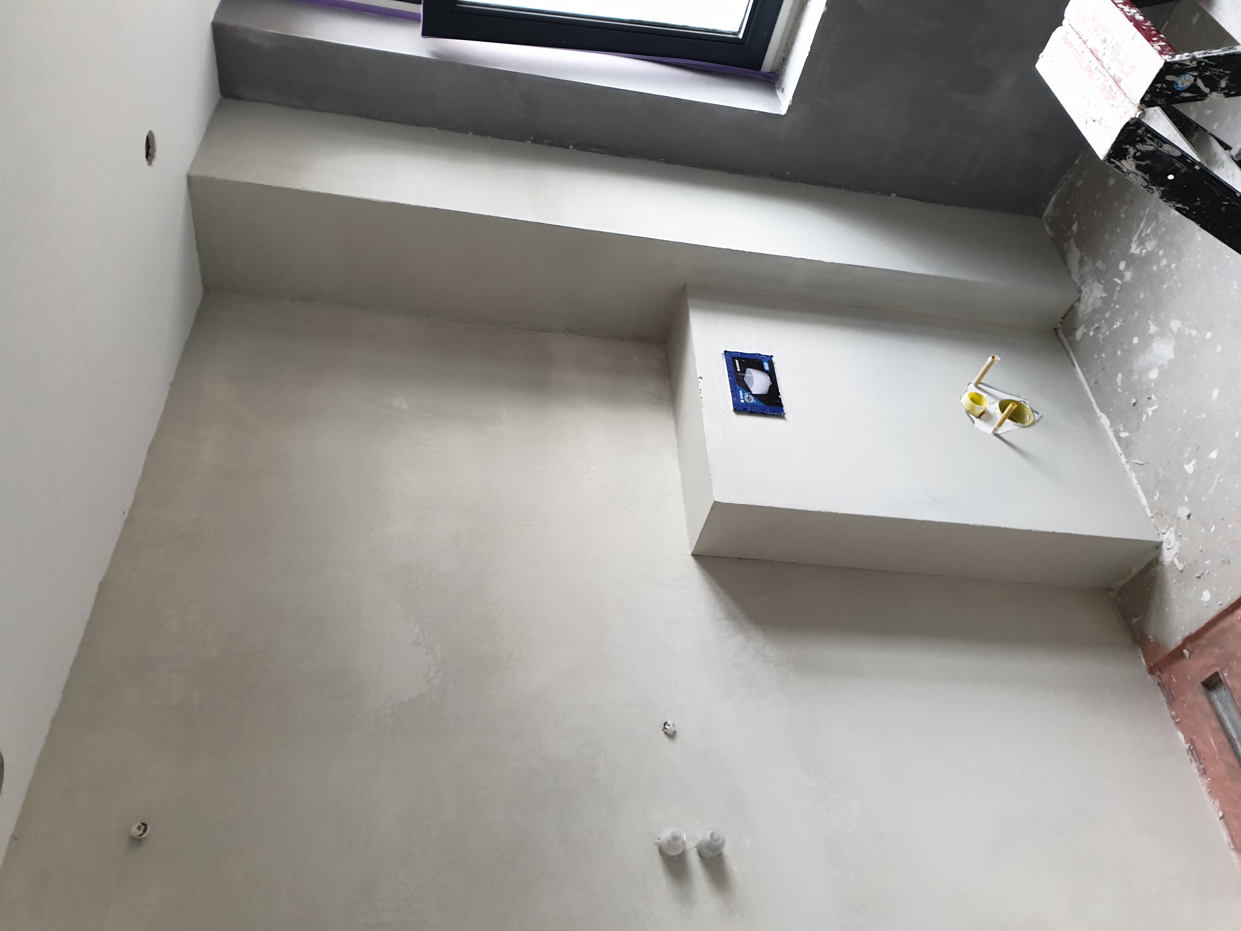 Verbouwing badkamer met beton-cire – Barend Hooykaasstraat, Bergschenhoek – Tijdens en impressie 1