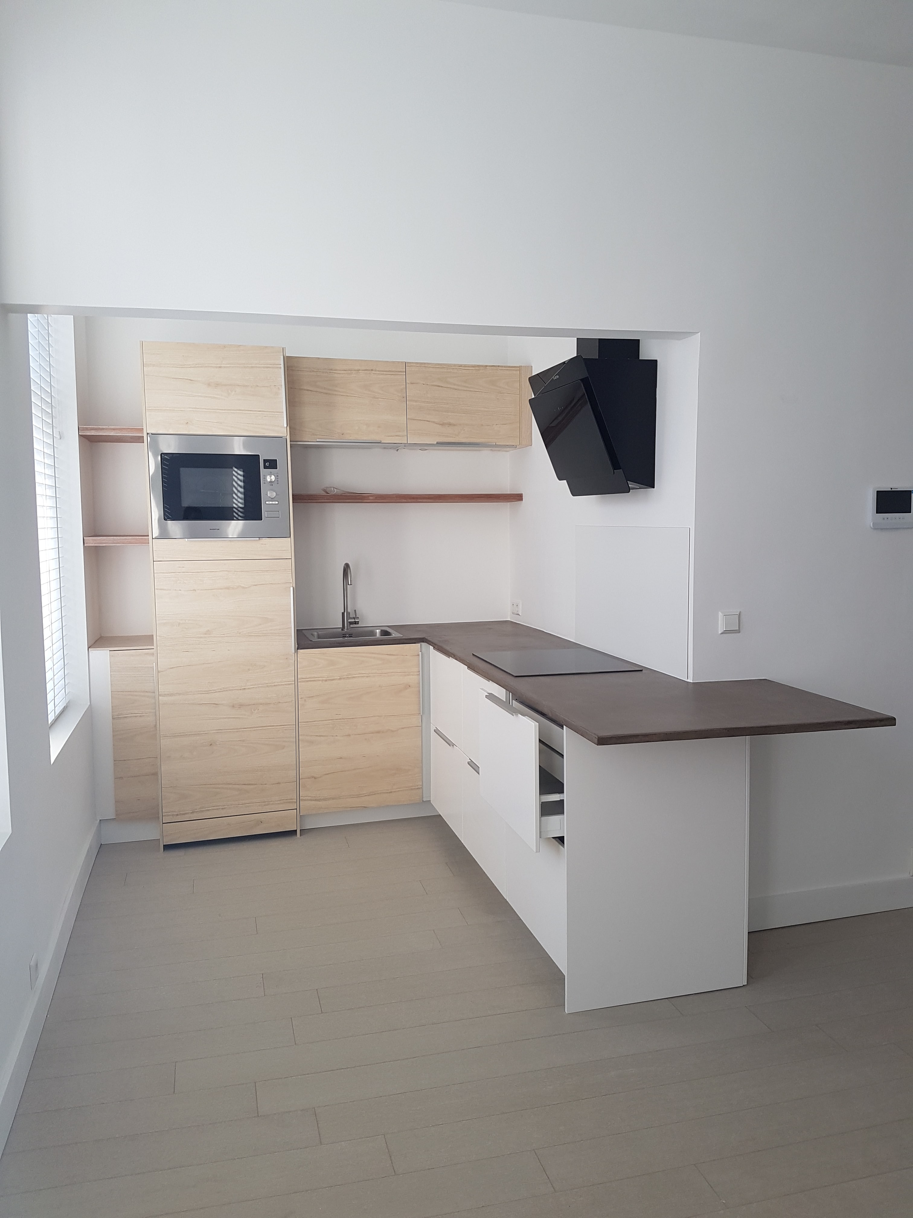 Complete renovatie met dakopbouw – Renbaanstraat, Den Haag